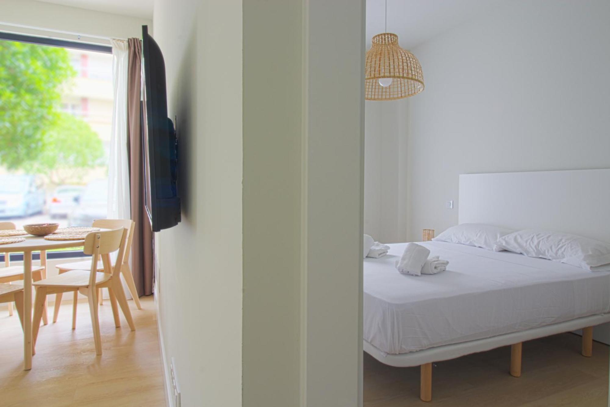 Apartamentos Costa Meron 圣维森特-德拉巴尔克拉 外观 照片