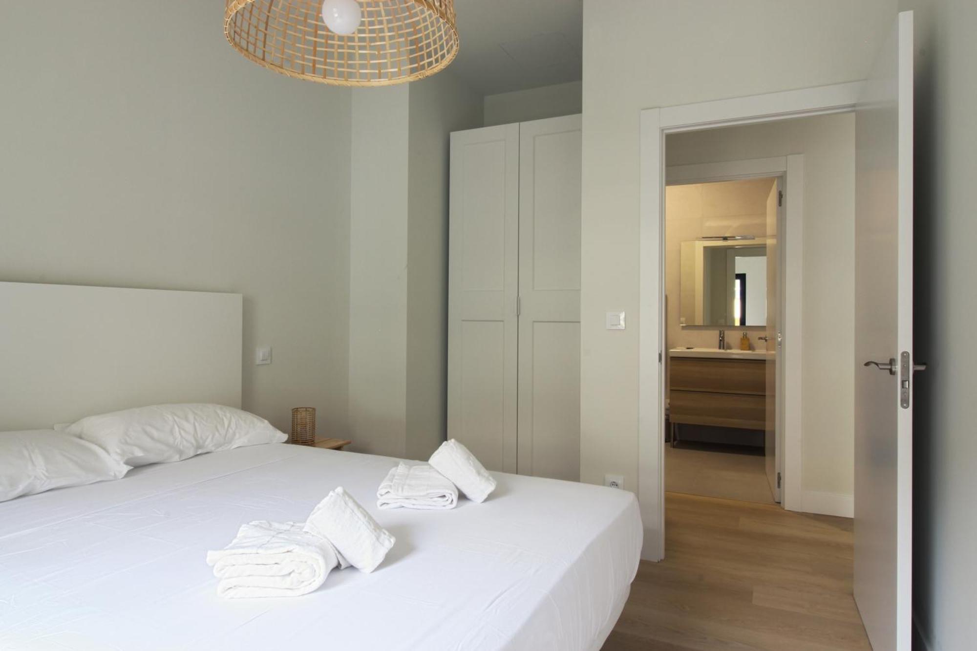 Apartamentos Costa Meron 圣维森特-德拉巴尔克拉 外观 照片