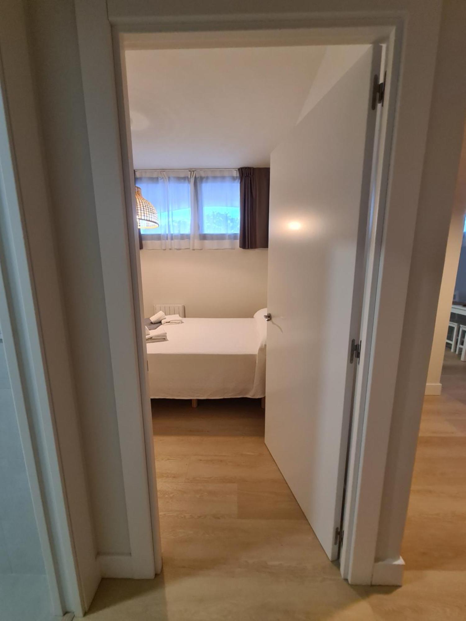 Apartamentos Costa Meron 圣维森特-德拉巴尔克拉 外观 照片